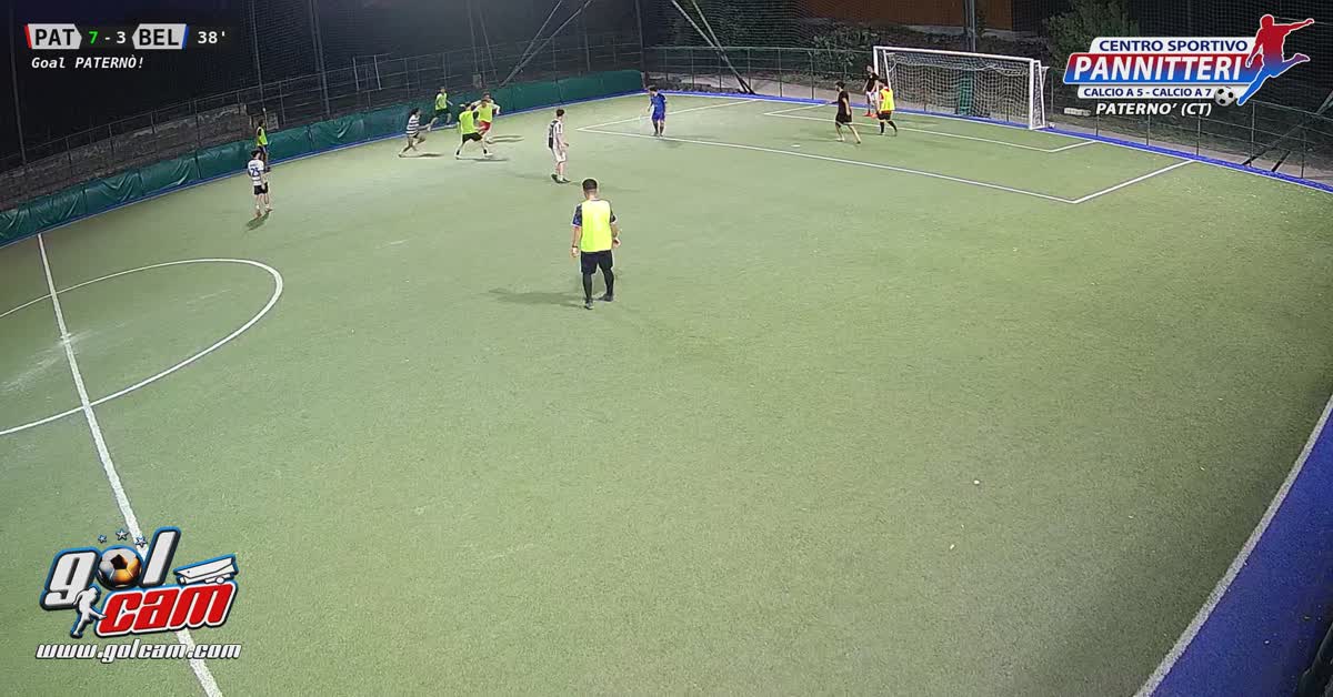 Da centrocampo 