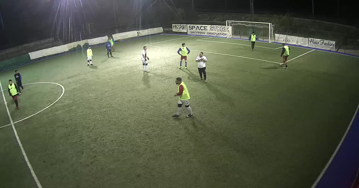 Gol savuccio fuori area