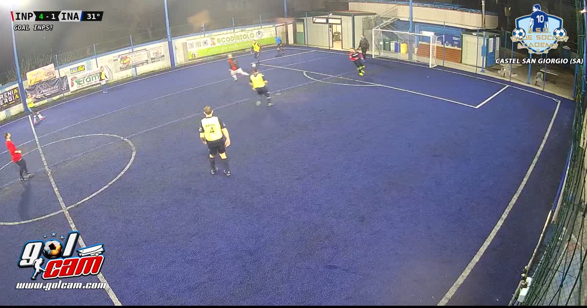 Gol da attaccante 