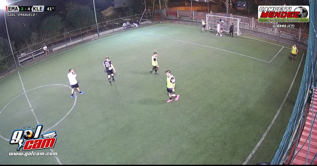 Gol di tunnel!