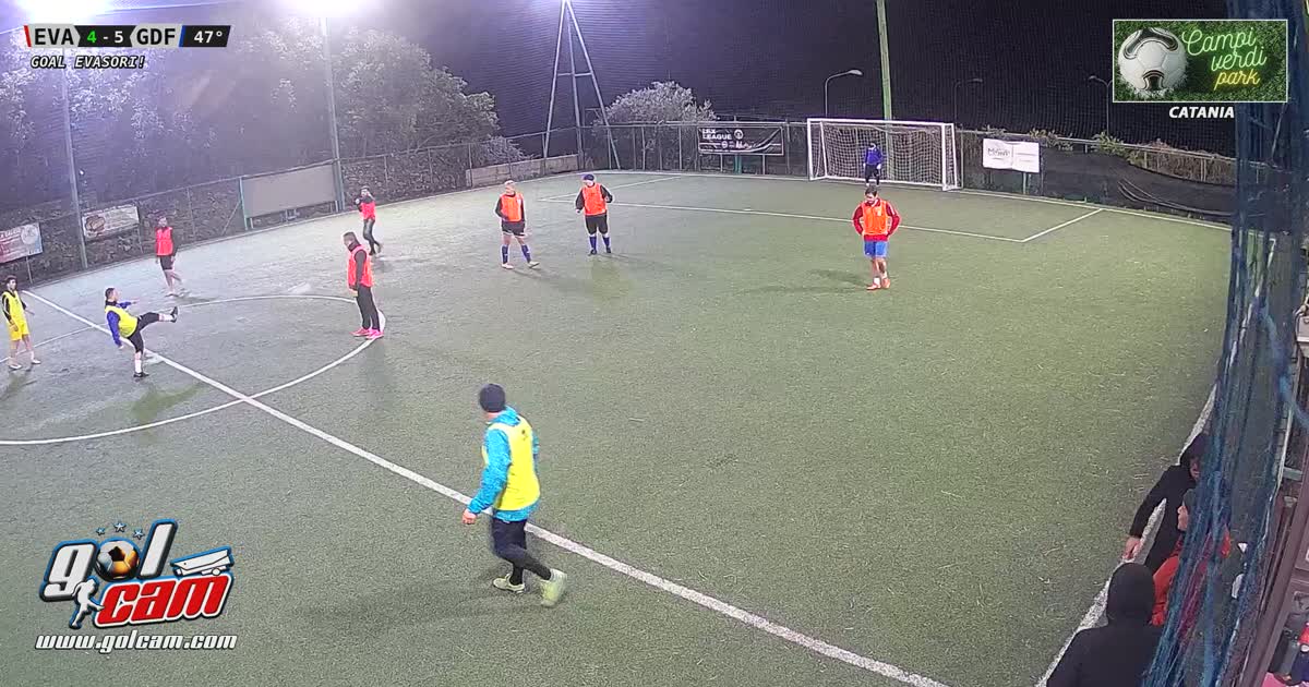 Palo non è gol? forse