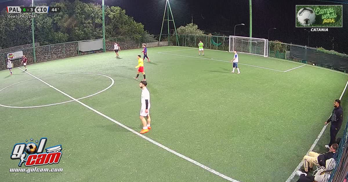 Gol a porta libera 