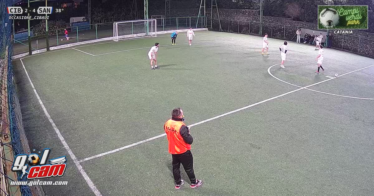Traversa calcio d?inizio 