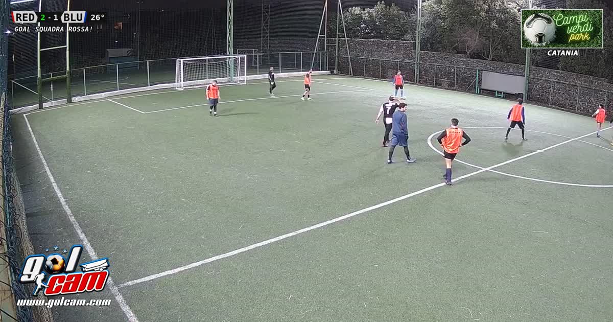 Giocata a centrocampo