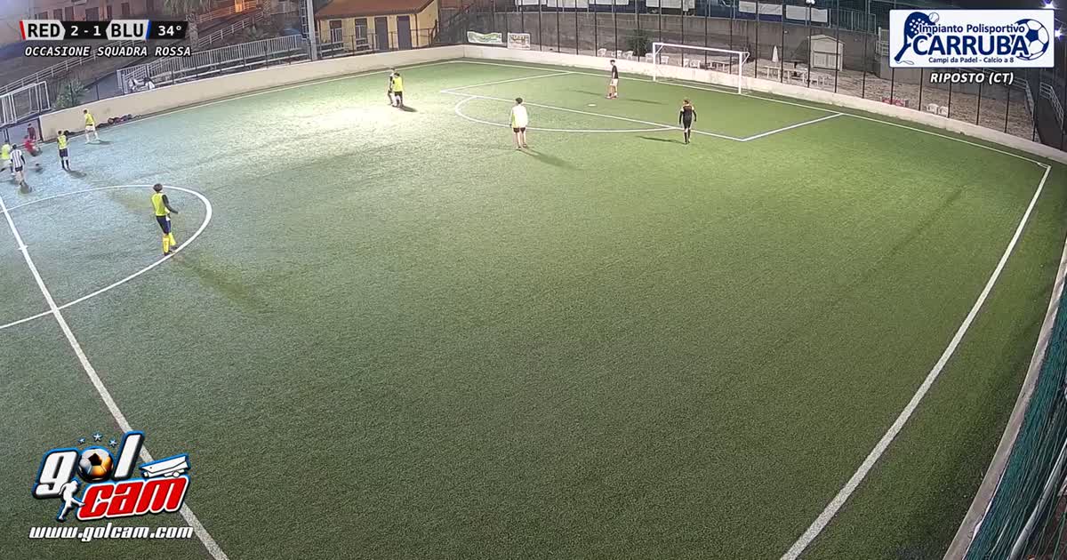 Dribbling e gol calato