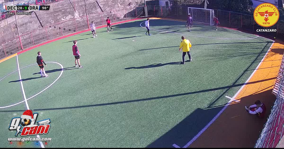 gol dentro l"area 