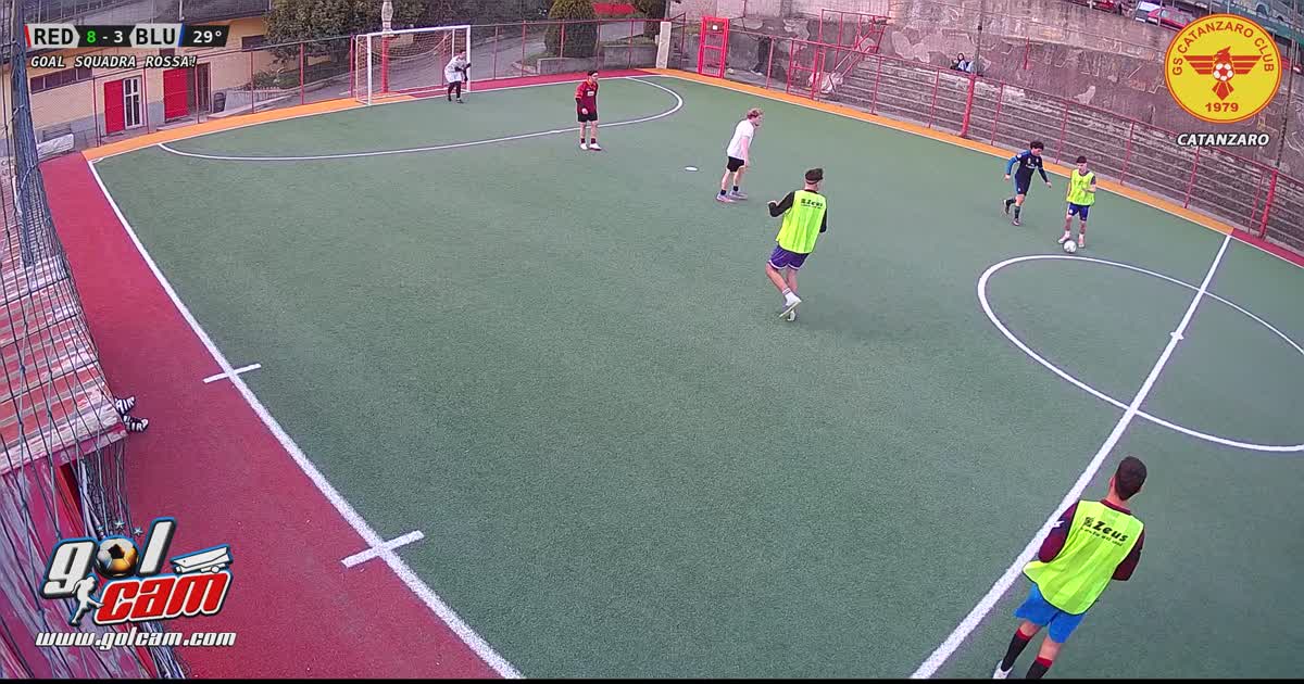 Tiro su assist di papà