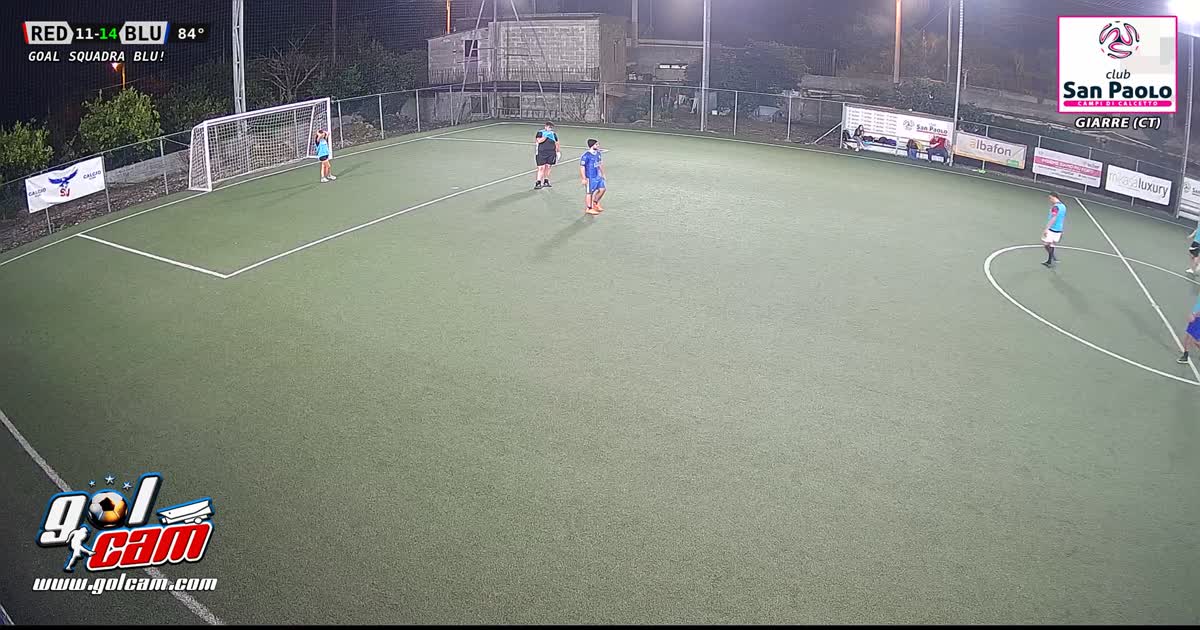 Sombrero di tacco e gol