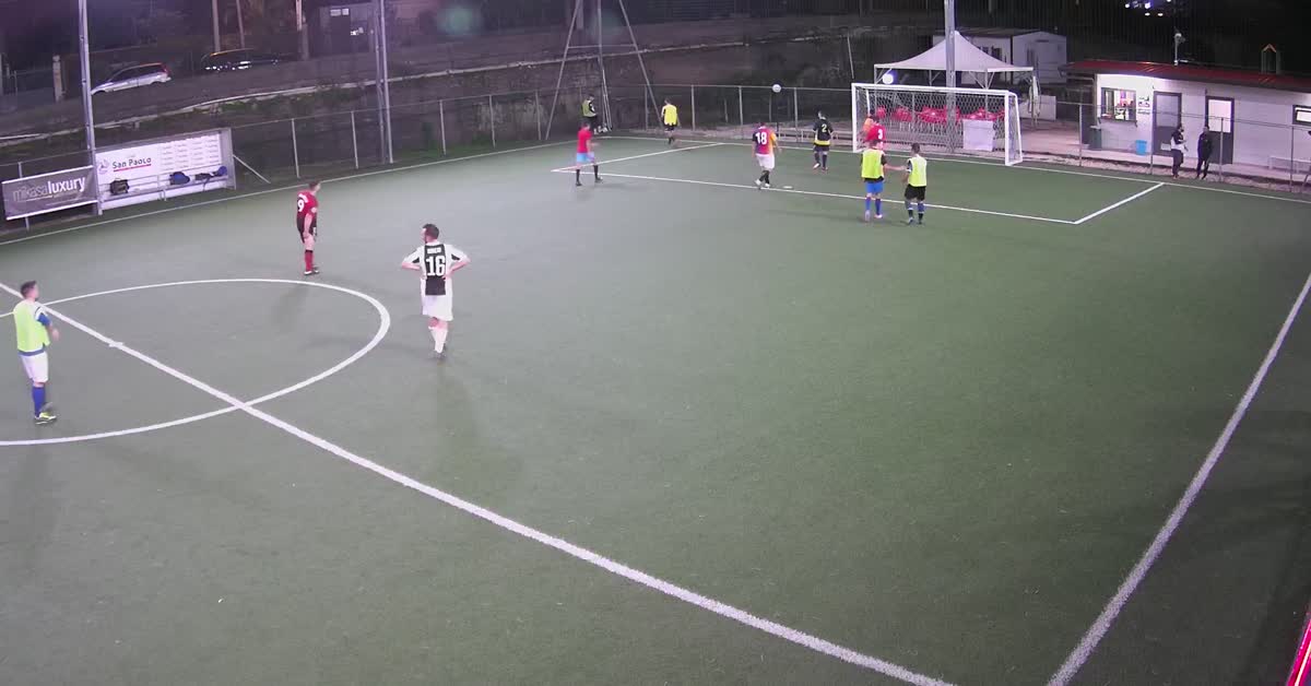 Gol da calcio d"angolo 