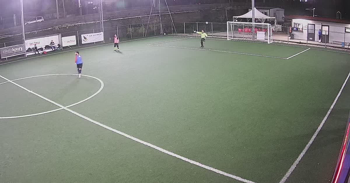 Gol in area