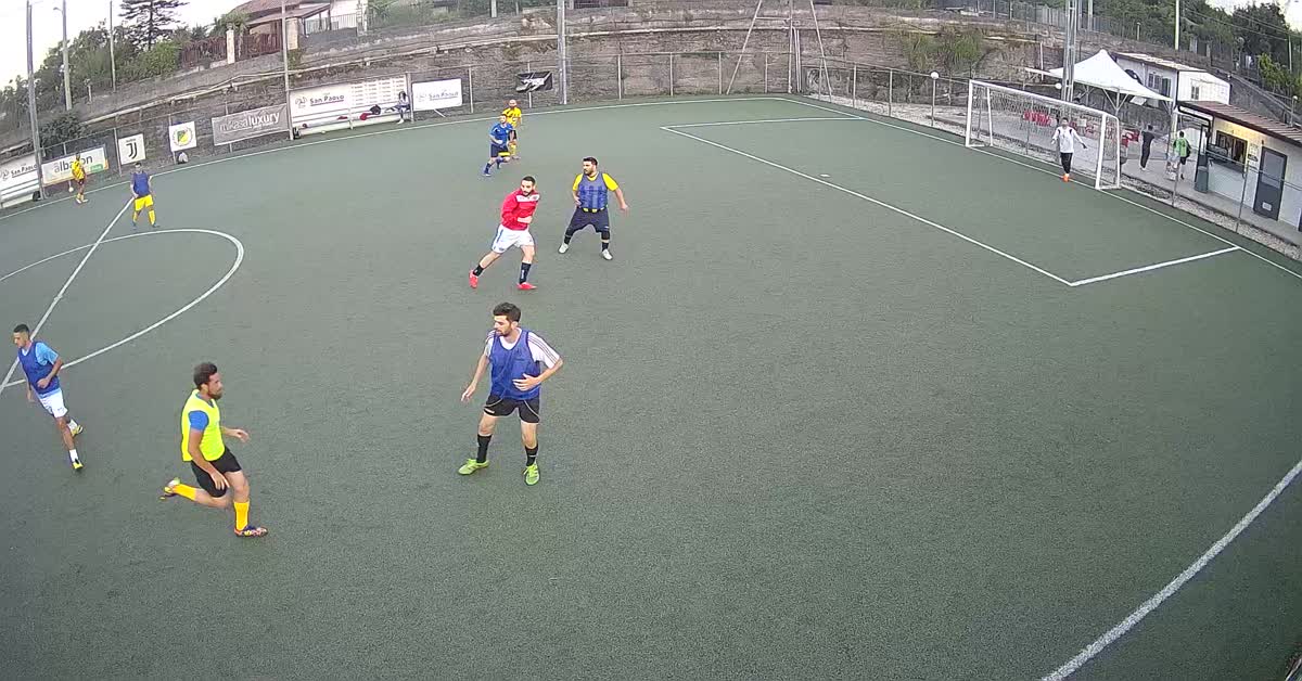 Complimenti al portiere