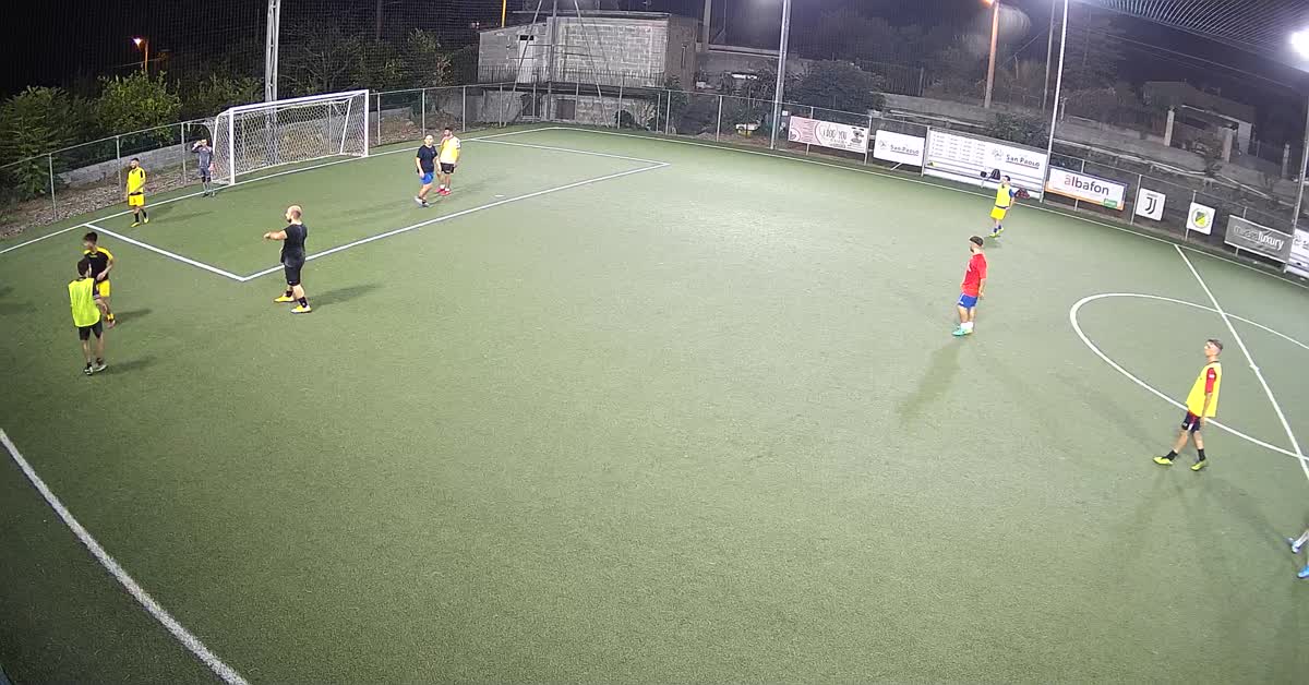Controllo di tacco e pallonett