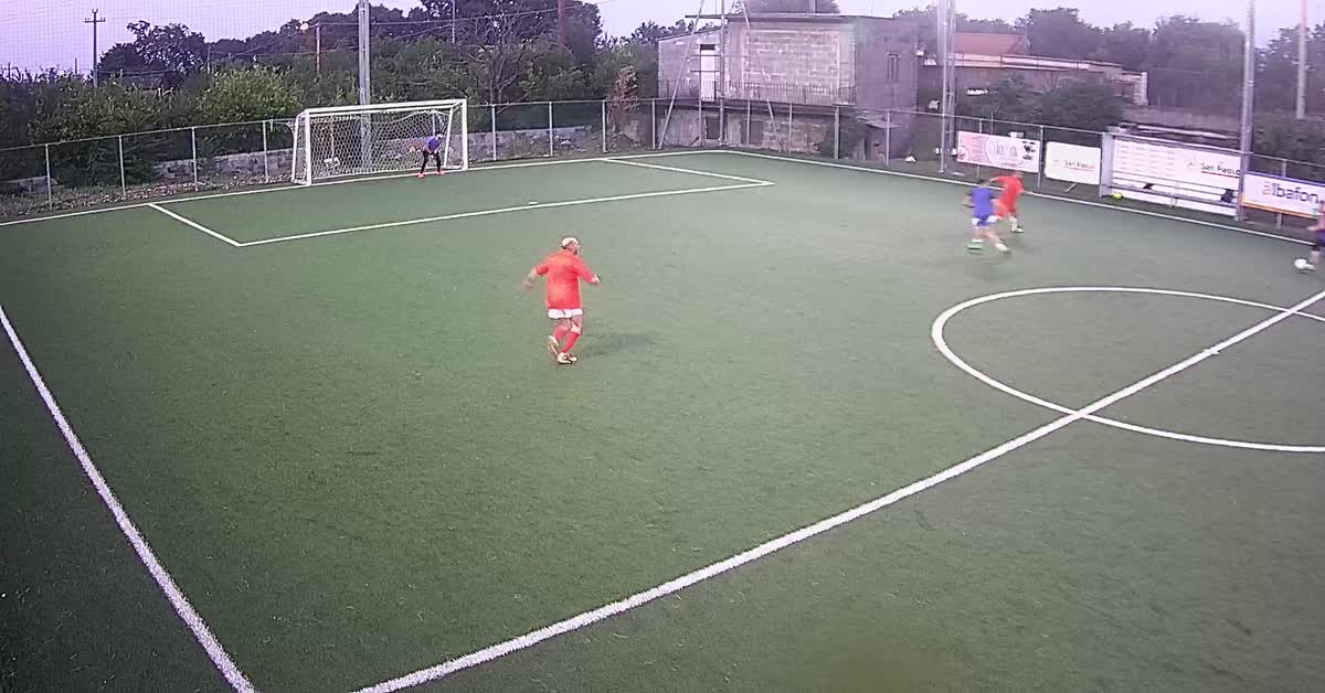Tiro da fuori