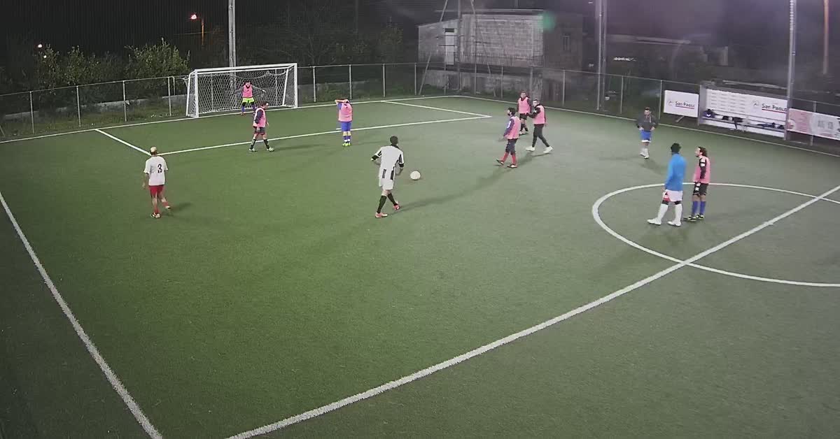 Punizione angolino basso