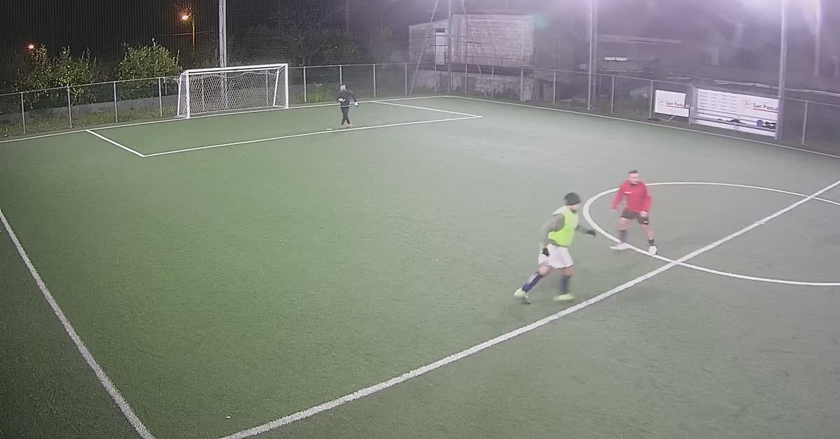 Gol in area