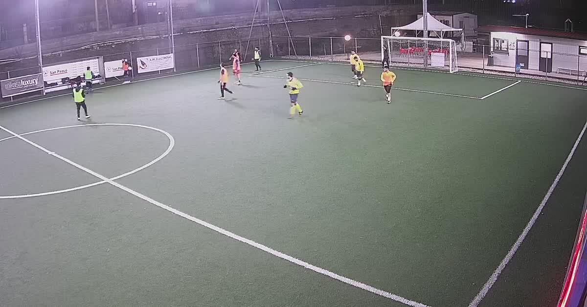 Gol da centro campo