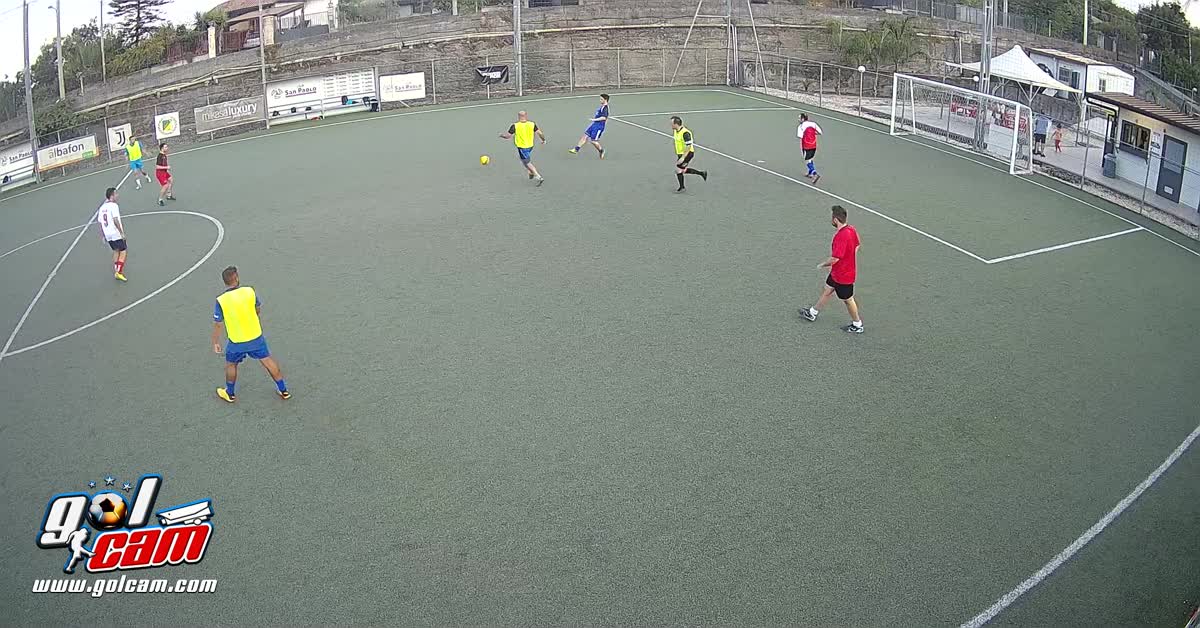 Tocco d"esterno a fil di palo
