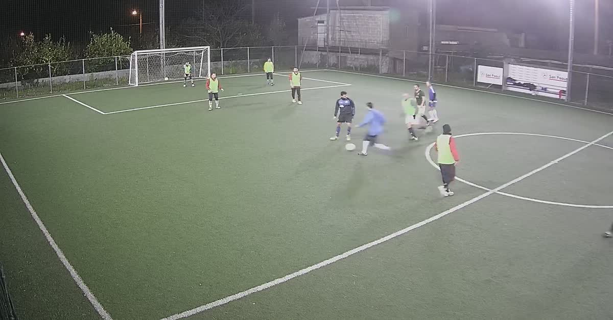 Doppio dribbling e gol 