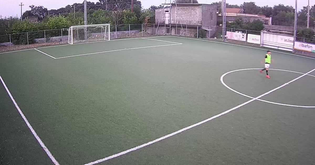 Tiro da fuori