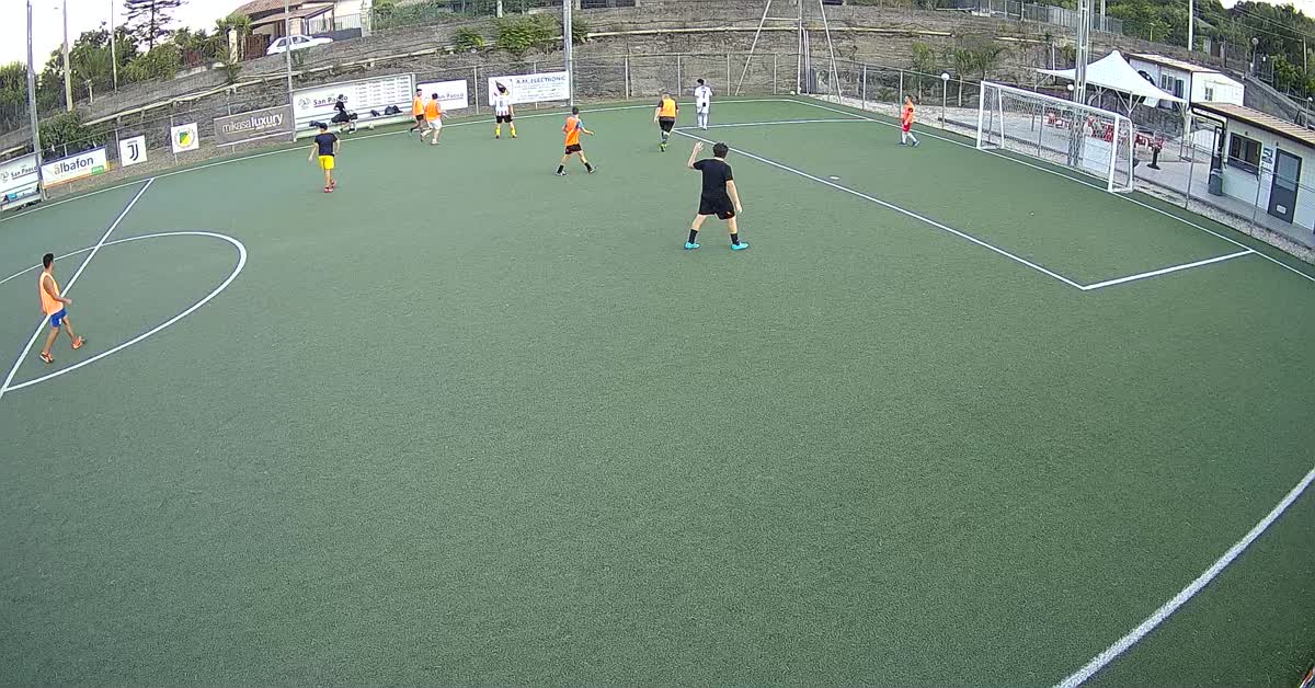 Goal da fuori area