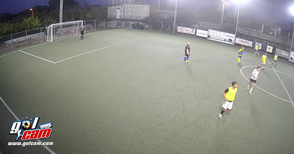 Assist 2/2 per Marcelinho