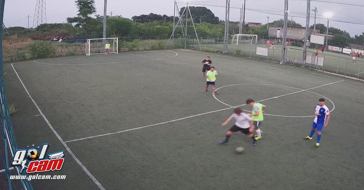 Dribbling e goal di rabona