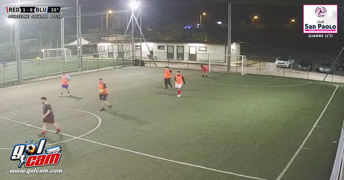 traversa da centrocampo