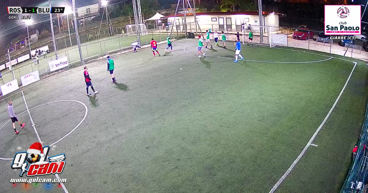 Goal di tacco al volo 
