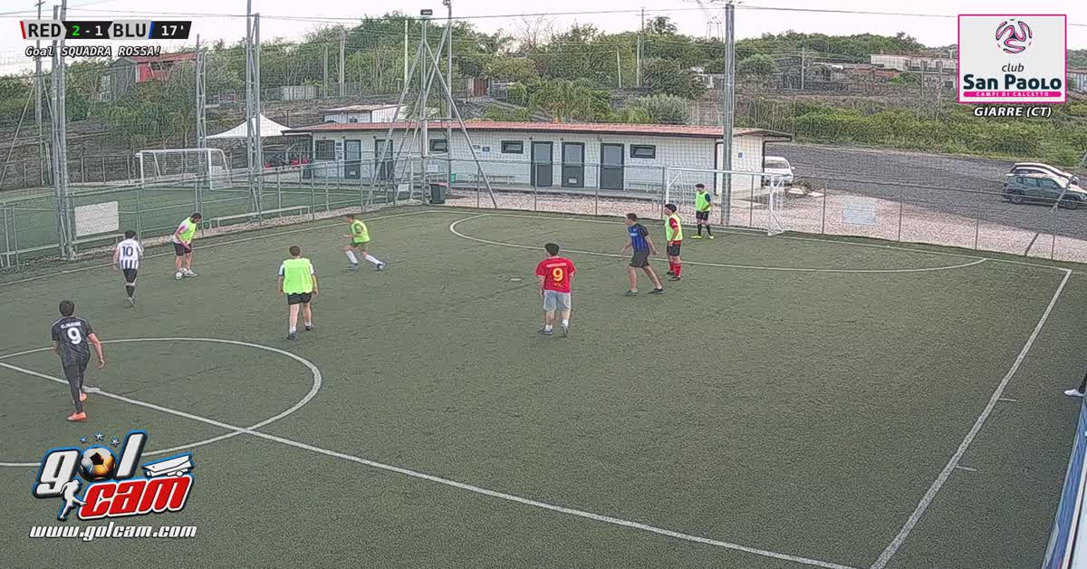 tacco e cornuto giocano