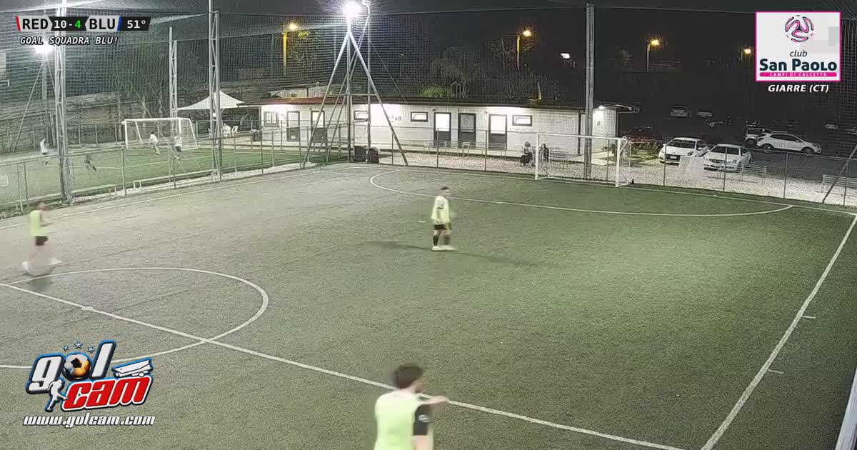 TIRO DA FUORI