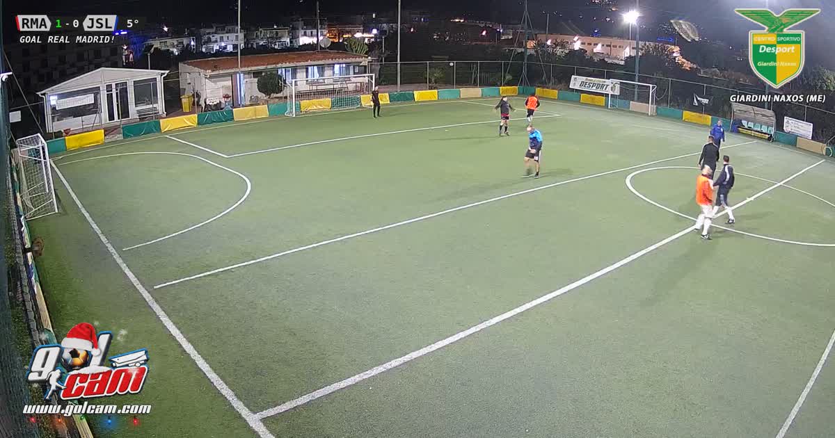 Gol di prima di sinistro 