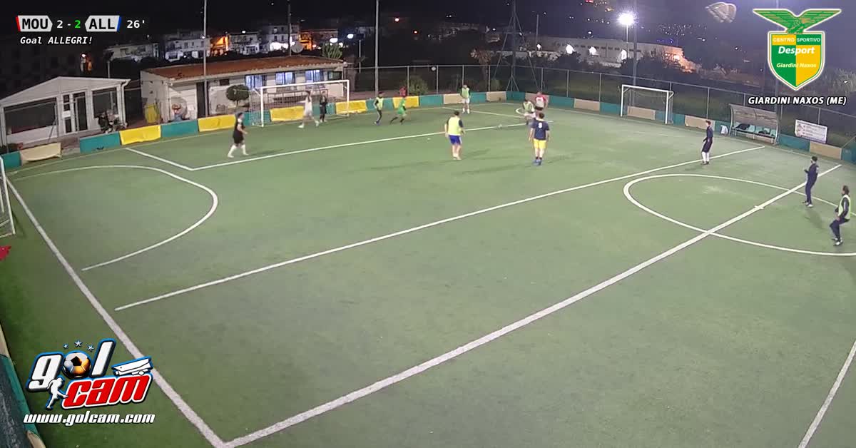 Goal facile primo palo 
