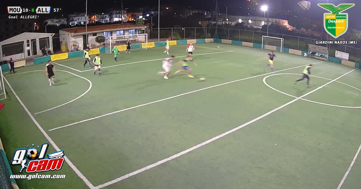Dribbling tutto campo e goal 