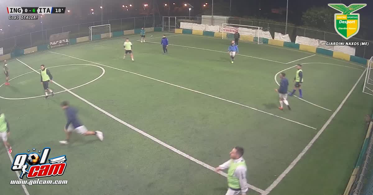 Passo in mezzo a tre e goal