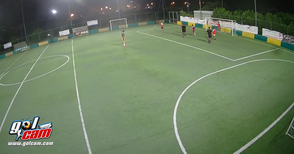 Palo goal spiazzato