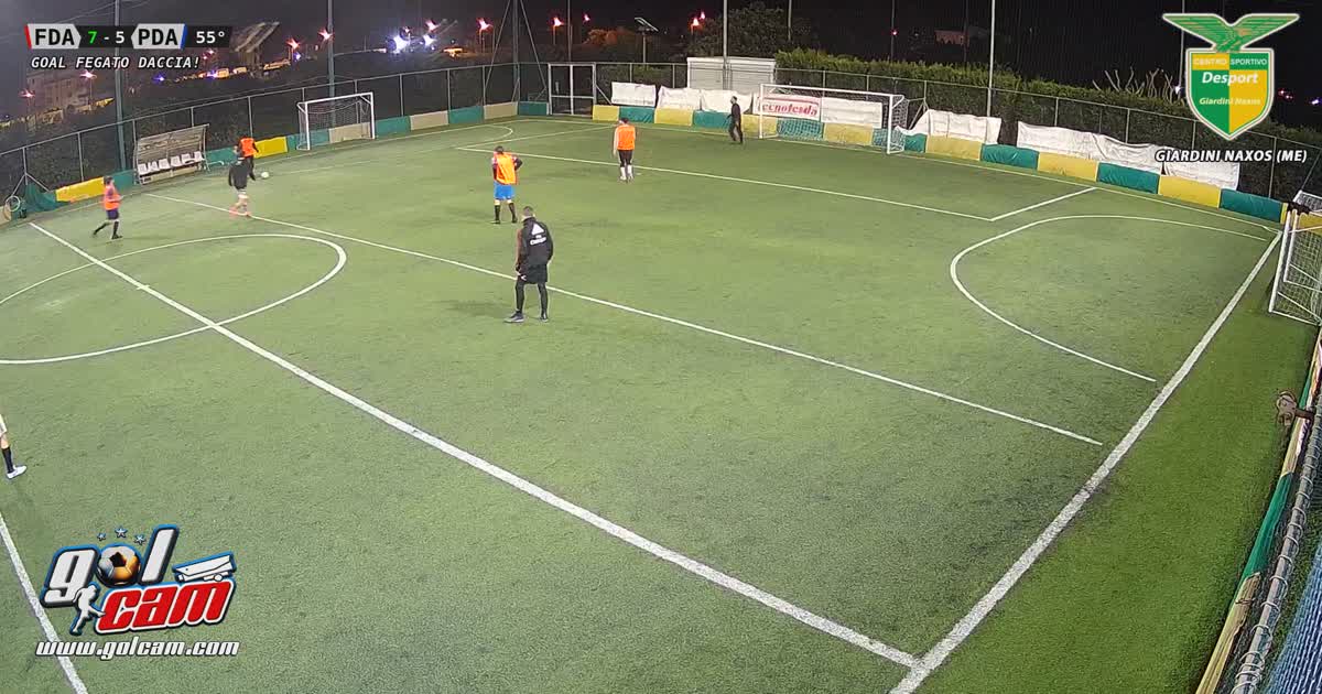 Tiro dal centro campo