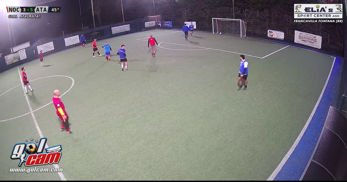 Gol tiro da fuori