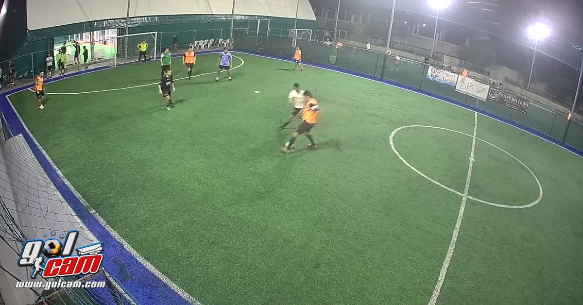 Finta di destro e gol mancino