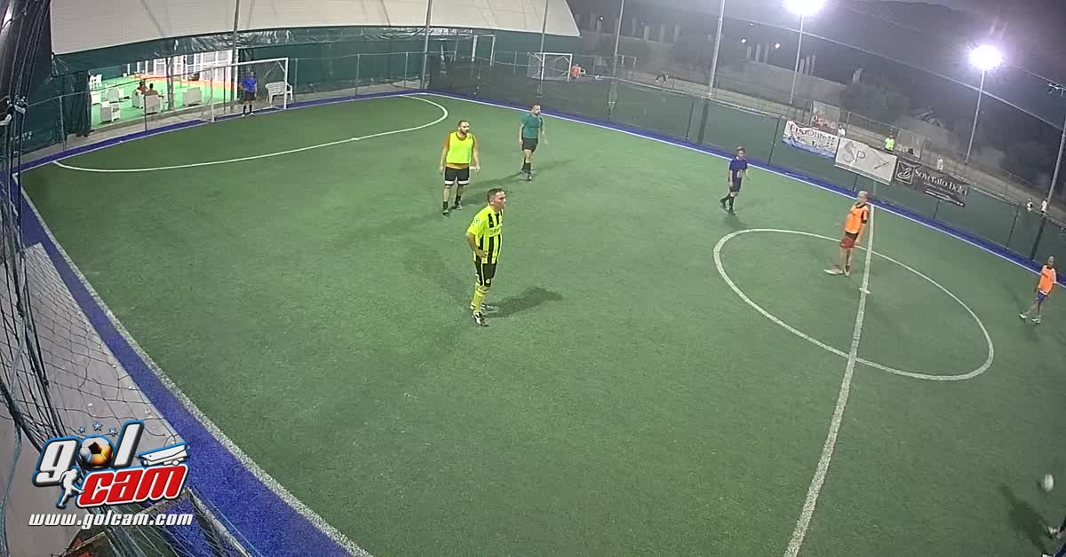 Dribbling e gol 