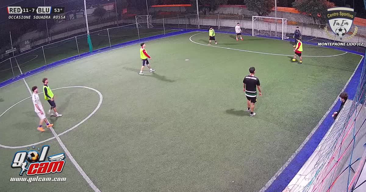 centrocampista in porta