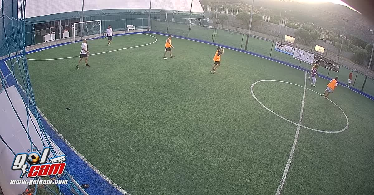 Gol Tom