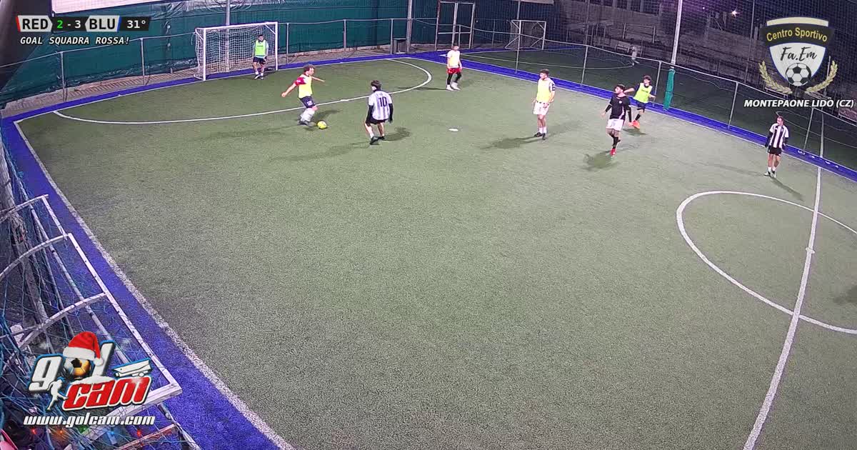 Gol da dentro l"area 