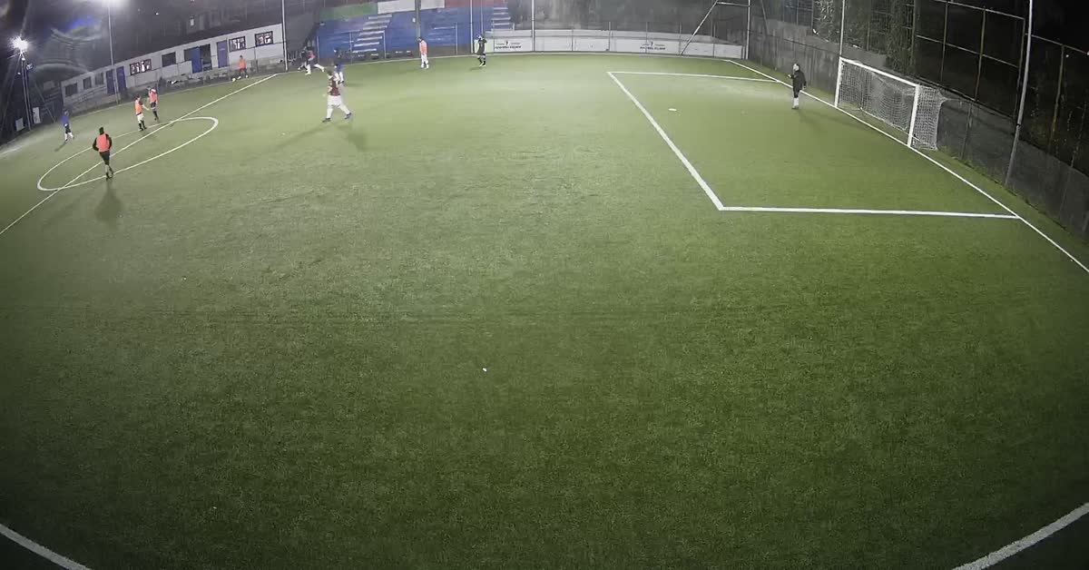 Tiro sotto la traversa
