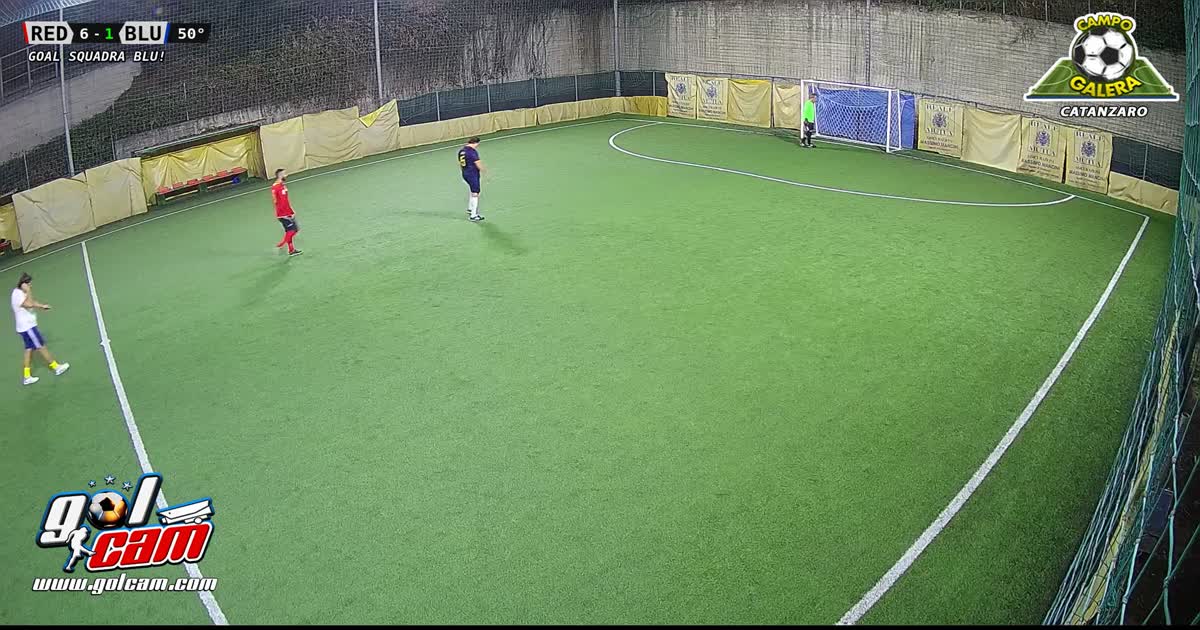 Tunnel di suola  e goal 