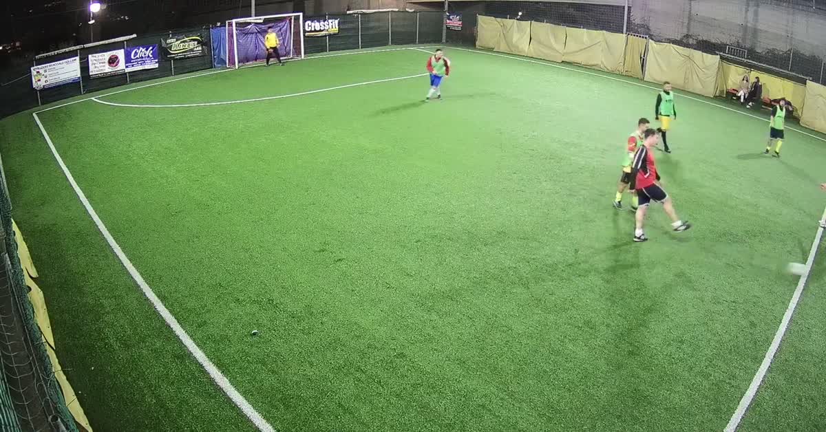 Gol 1-Tiro da fuori