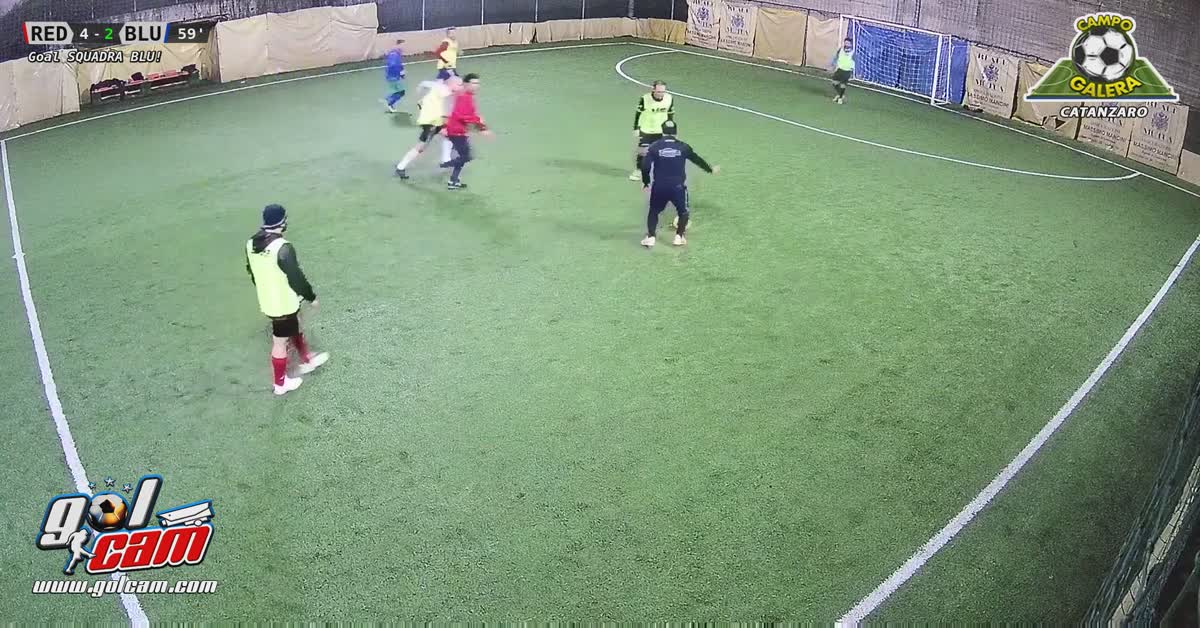 Joga Bonito in the rain 