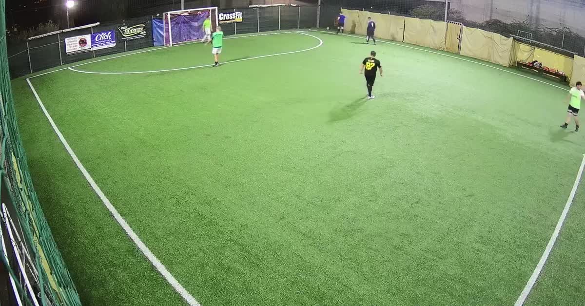 Tiro da fuori