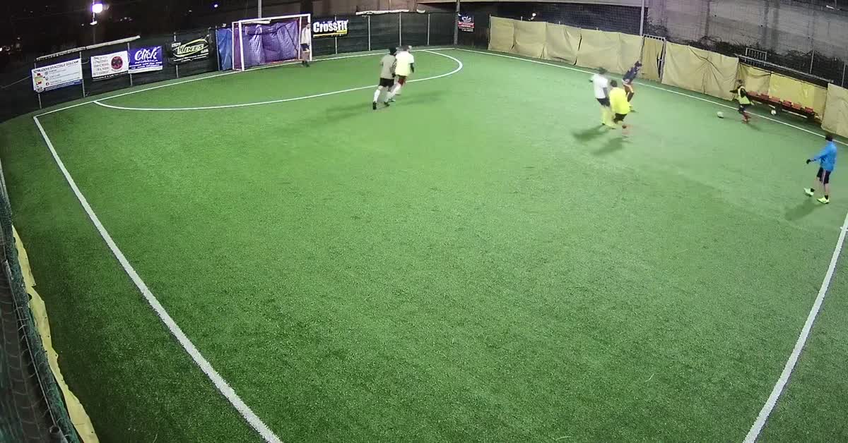 Goal giù 
