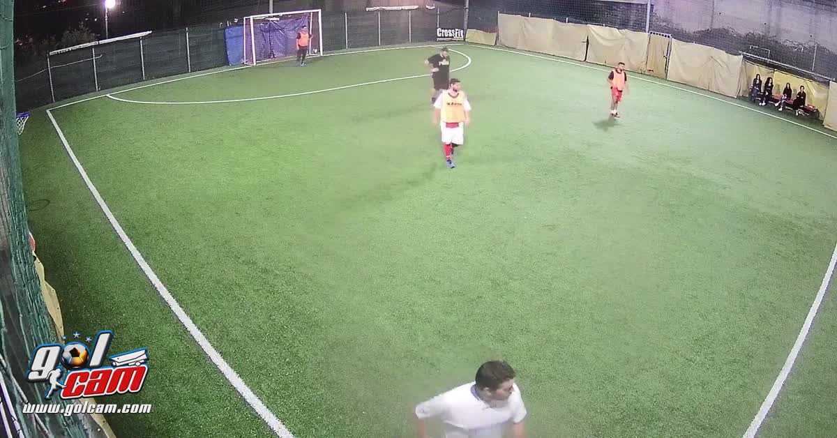 Gol da galera con stop