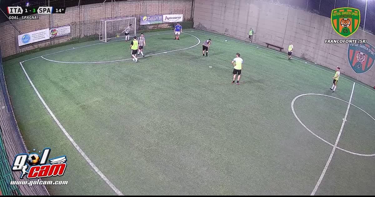 Palla intercettata e goal 